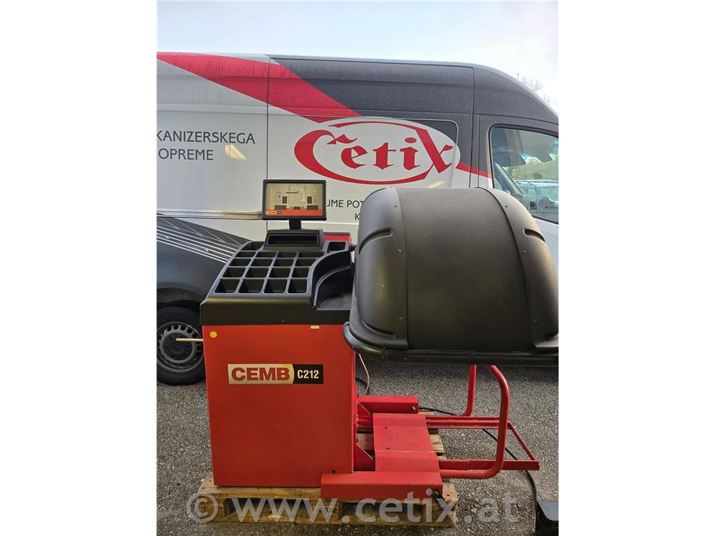 Tovorni centrirni stroj CEMB C212 - rabljen