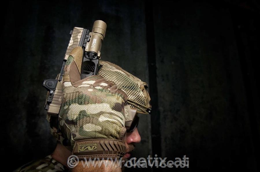 Mechanix Original Woodland Camo
